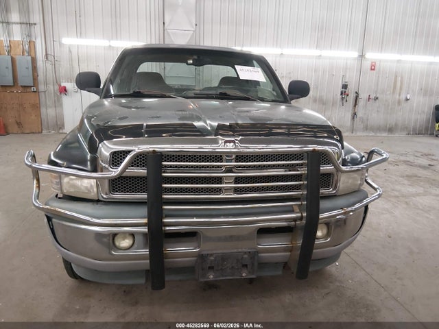 45282569 :رقم المزاد ، 3B7HF13Z9XG184846 vin ، 1999 Dodge Ram 1500 St مزاد بيع