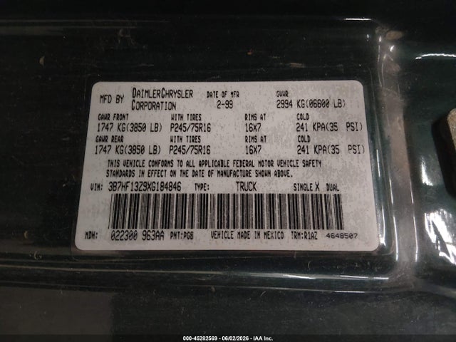 45282569 :رقم المزاد ، 3B7HF13Z9XG184846 vin ، 1999 Dodge Ram 1500 St مزاد بيع