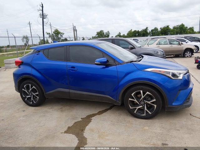 NMTKHMBX8JR009691 Toyota C-hr Xle Premium