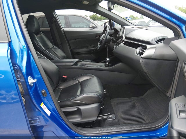 NMTKHMBX8JR009691 Toyota C-hr Xle Premium