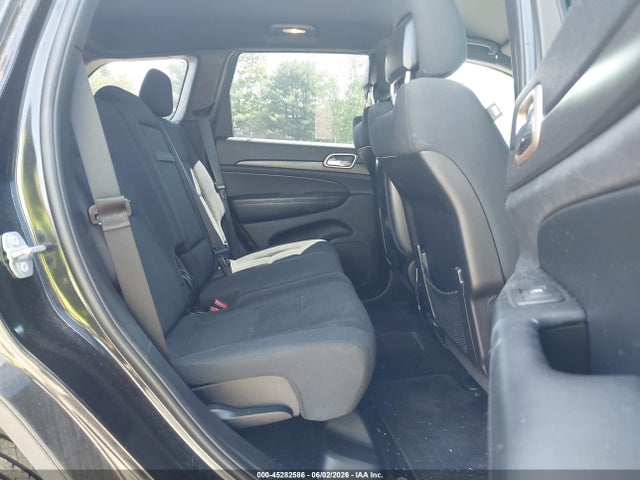 45282586 :رقم المزاد ، 1C4RJFAG4FC103335 vin ، 2015 Jeep Grand Cherokee Laredo مزاد بيع