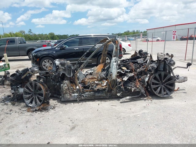 Aukcja sprzedaży 2022 Tesla Model X Plaid Tri Motor All-wheel Drive, vin: 7SAXCBE69NF340581, numer aukcji: 45282606
