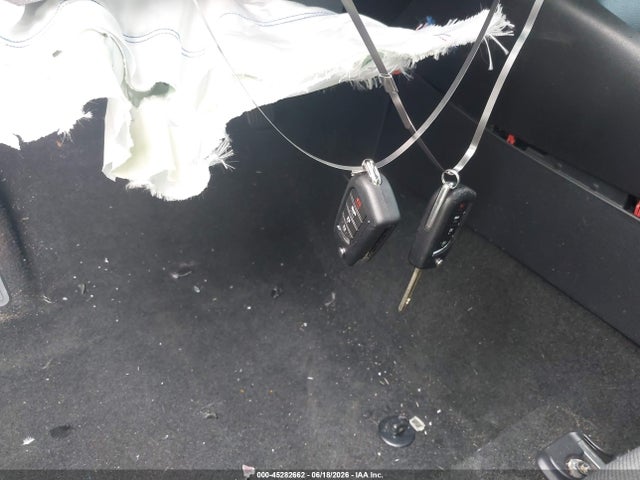 45282662 :رقم المزاد ، 5YFEPMAE0NP368887 vin ، 2022 Toyota Corolla Le مزاد بيع