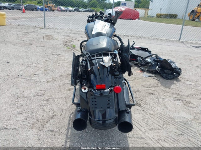 Harley-Davidson FLHXS 2019 1HD1KRP12KB612594 Image 6