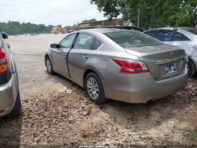 2015 Nissan Altima 2.5/2.5 S/2.5 Sl/2.5 Sv მანქანა იყიდება აუქციონზე, vin: 1N4AL3AP1FC178117, აუქციონის ნომერი: 45282702