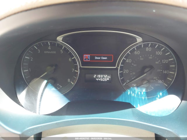 2015 Nissan Altima 2.5/2.5 S/2.5 Sl/2.5 Sv მანქანა იყიდება აუქციონზე, vin: 1N4AL3AP1FC178117, აუქციონის ნომერი: 45282702