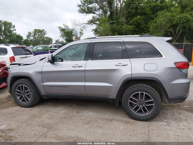 2020 Jeep Grand Cherokee Laredo E 4x4 მანქანა იყიდება აუქციონზე, vin: 1C4RJFAGXLC153443, აუქციონის ნომერი: 45282704