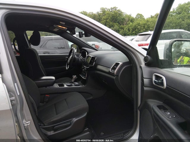 2020 Jeep Grand Cherokee Laredo E 4x4 მანქანა იყიდება აუქციონზე, vin: 1C4RJFAGXLC153443, აუქციონის ნომერი: 45282704
