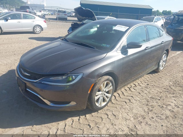 45282752 :رقم المزاد ، 1C3CCCAB9FN725246 vin ، 2015 Chrysler 200 Limited مزاد بيع