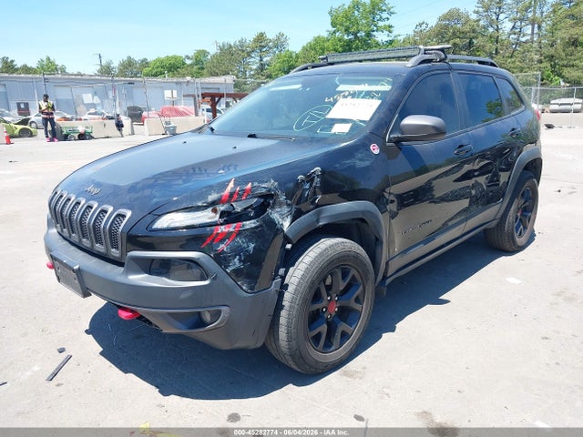 45282774 :رقم المزاد ، 1C4PJMBS7FW522471 vin ، 2015 Jeep Cherokee Trailhawk مزاد بيع