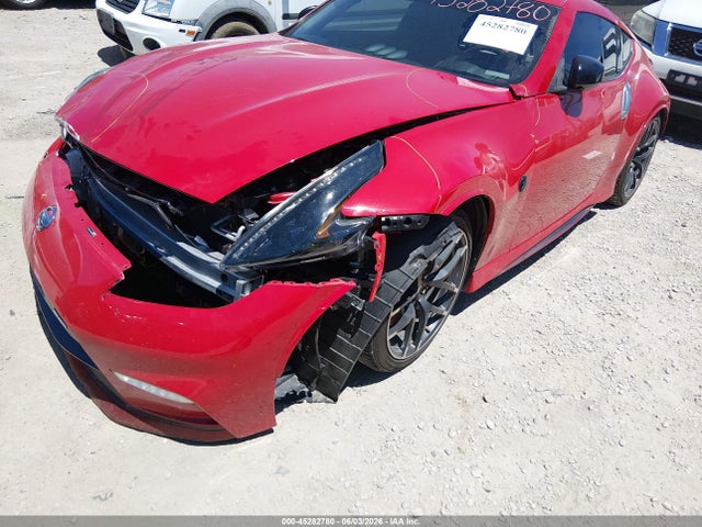 45282780 :رقم المزاد ، JN1AZ4EH4HM950952 vin ، 2017 Nissan 370z Nismo Tech مزاد بيع