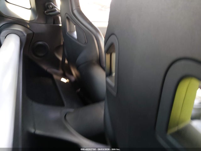 45282780 :رقم المزاد ، JN1AZ4EH4HM950952 vin ، 2017 Nissan 370z Nismo Tech مزاد بيع