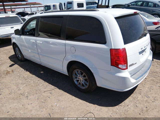 2015 Dodge Grand Caravan Sxt მანქანა იყიდება აუქციონზე, vin: 2C4RDGCG6FR630875, აუქციონის ნომერი: 45282836