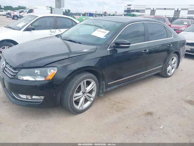 45282859 :رقم المزاد ، 1VWCN7A32EC070473 vin ، 2014 Volkswagen Passat 2.0l Tdi Sel Premium مزاد بيع
