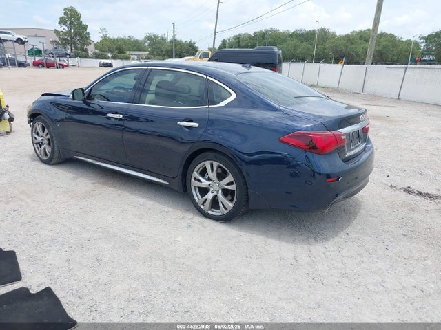 45282938 :رقم المزاد ، JN1BY1PPXHM170044 vin ، 2017 Infiniti Q70l 3.7 مزاد بيع