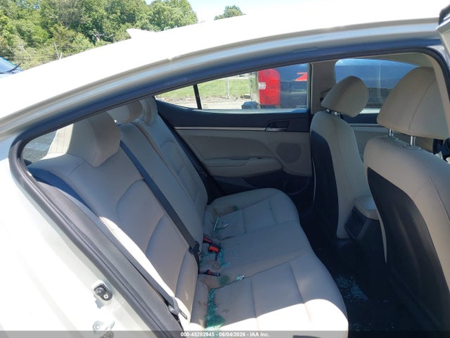 Продажа на аукционе авто 2017 Hyundai Elantra Se, vin: KMHD74LF9HU330420, номер лота: 45282945