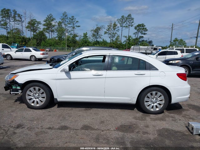 Aukcja sprzedaży 2014 Chrysler 200 Lx, vin: 1C3CCBAB8EN206259, numer aukcji: 45283016