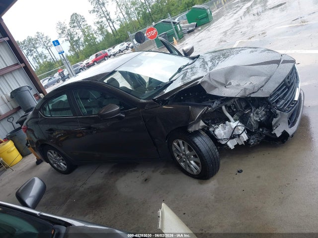 45283030 :رقم المزاد ، 3MZBN1U7XJM188397 vin ، 2018 Mazda Mazda3 Sport مزاد بيع