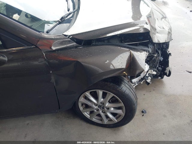 45283030 :رقم المزاد ، 3MZBN1U7XJM188397 vin ، 2018 Mazda Mazda3 Sport مزاد بيع