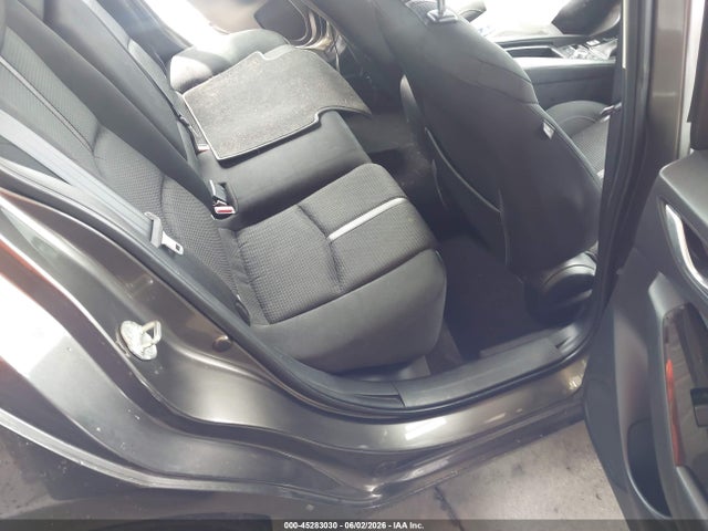 45283030 :رقم المزاد ، 3MZBN1U7XJM188397 vin ، 2018 Mazda Mazda3 Sport مزاد بيع