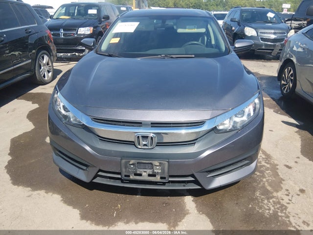 Продажа на аукционе авто 2017 Honda Civic Lx, vin: 19XFC2F57HE055886, номер лота: 45283080