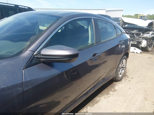 Продажа на аукционе авто 2017 Honda Civic Lx, vin: 19XFC2F57HE055886, номер лота: 45283080