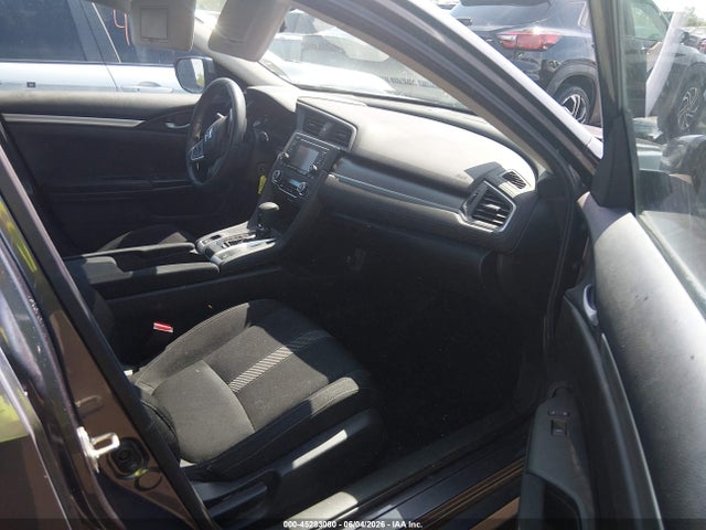 Продажа на аукционе авто 2017 Honda Civic Lx, vin: 19XFC2F57HE055886, номер лота: 45283080