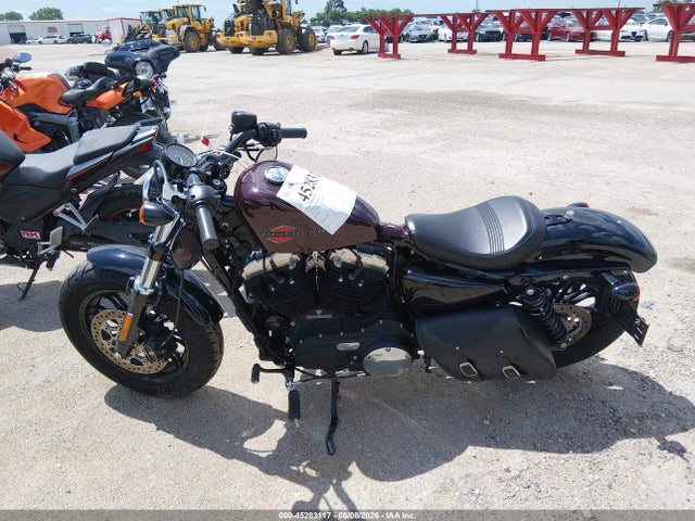 45283117 :رقم المزاد ، 1HD1LC312MB400250 vin ، 2021 Harley-davidson Xl1200 X مزاد بيع
