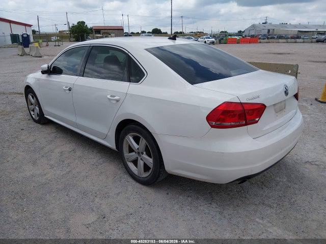 45283153 :رقم المزاد ، 1VWAT7A33EC034370 vin ، 2014 Volkswagen Passat 1.8t Wolfsburg Edition مزاد بيع