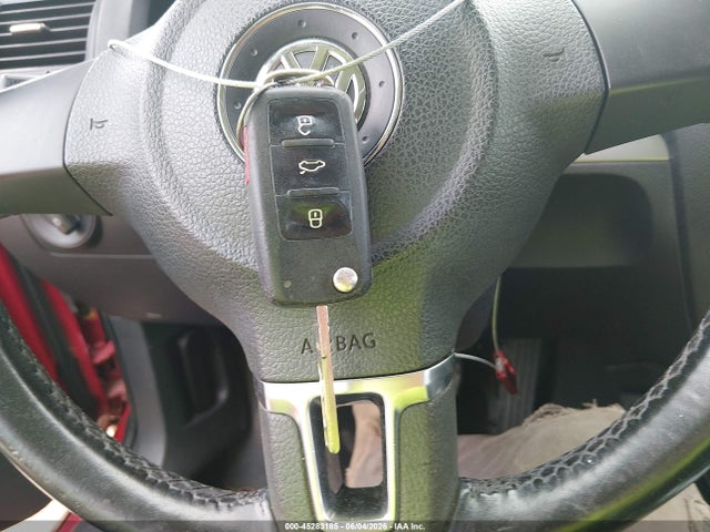 45283185 :رقم المزاد ، 3VWAX7AJ1AM109837 vin ، 2010 Volkswagen Jetta Limited Edition مزاد بيع