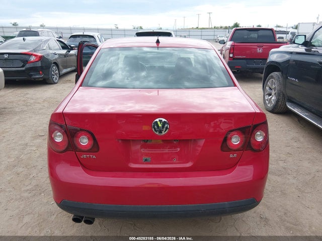 45283185 :رقم المزاد ، 3VWAX7AJ1AM109837 vin ، 2010 Volkswagen Jetta Limited Edition مزاد بيع