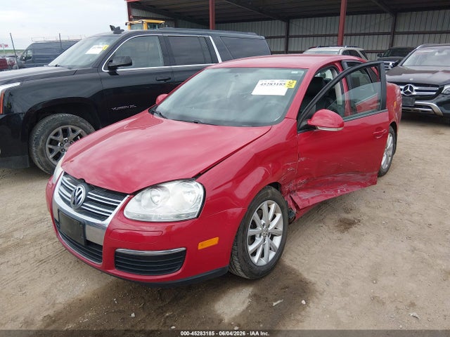 45283185 :رقم المزاد ، 3VWAX7AJ1AM109837 vin ، 2010 Volkswagen Jetta Limited Edition مزاد بيع