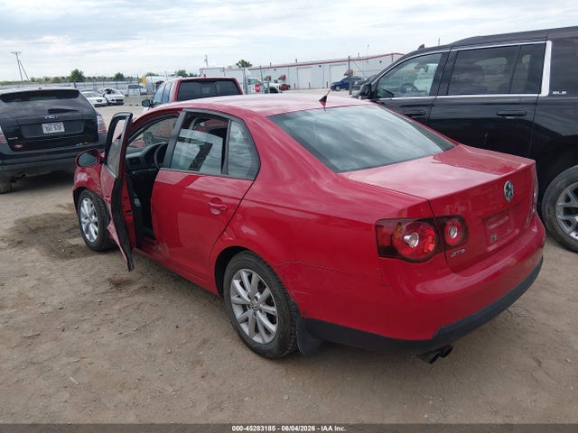 45283185 :رقم المزاد ، 3VWAX7AJ1AM109837 vin ، 2010 Volkswagen Jetta Limited Edition مزاد بيع