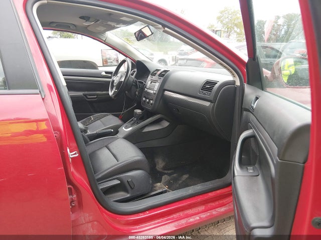 45283185 :رقم المزاد ، 3VWAX7AJ1AM109837 vin ، 2010 Volkswagen Jetta Limited Edition مزاد بيع