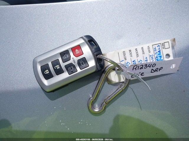 Продаж на аукціоні авто 2014 Toyota Sienna Xle V6 8 Passenger, vin: 5TDYK3DC7ES419213, номер лоту: 45283188