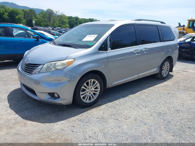 Продаж на аукціоні авто 2014 Toyota Sienna Xle V6 8 Passenger, vin: 5TDYK3DC7ES419213, номер лоту: 45283188