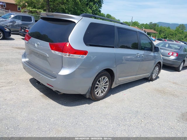 Продаж на аукціоні авто 2014 Toyota Sienna Xle V6 8 Passenger, vin: 5TDYK3DC7ES419213, номер лоту: 45283188