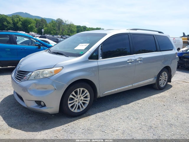 Продаж на аукціоні авто 2014 Toyota Sienna Xle V6 8 Passenger, vin: 5TDYK3DC7ES419213, номер лоту: 45283188
