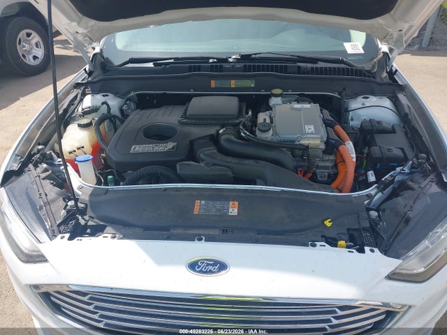 3FA6P0UU8JR100177 Ford Fusion Hybrid S