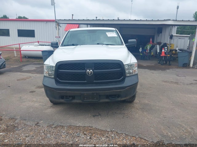 Продажа на аукционе авто 2017 Ram 1500 Tradesman  4x4 5'7 Box, vin: 1C6RR7KG5HS551774, номер лота: 45283228