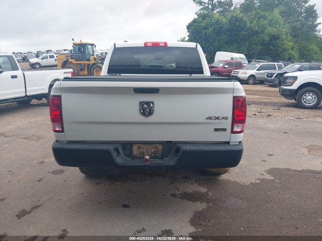 Продажа на аукционе авто 2017 Ram 1500 Tradesman  4x4 5'7 Box, vin: 1C6RR7KG5HS551774, номер лота: 45283228