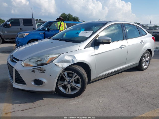 Ford FOCUS SE 2014 1FADP3F26EL183441 Image 2