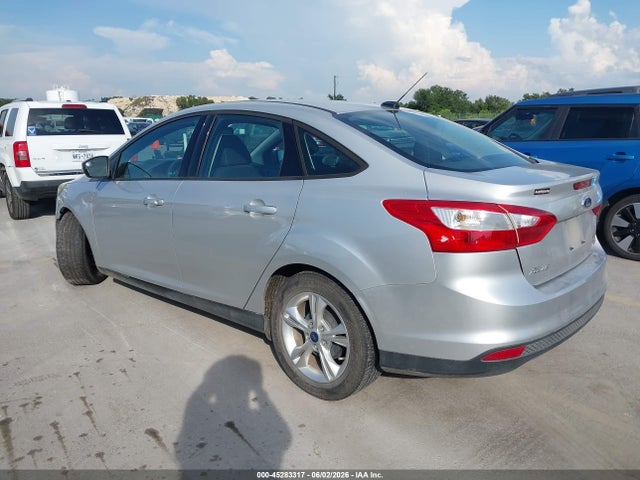 Ford FOCUS SE 2014 1FADP3F26EL183441 Image 3