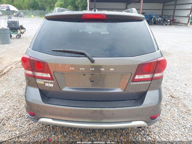 Dodge Journey Crossroad Plus 2017 3C4PDCGB2HT676976 Image 16