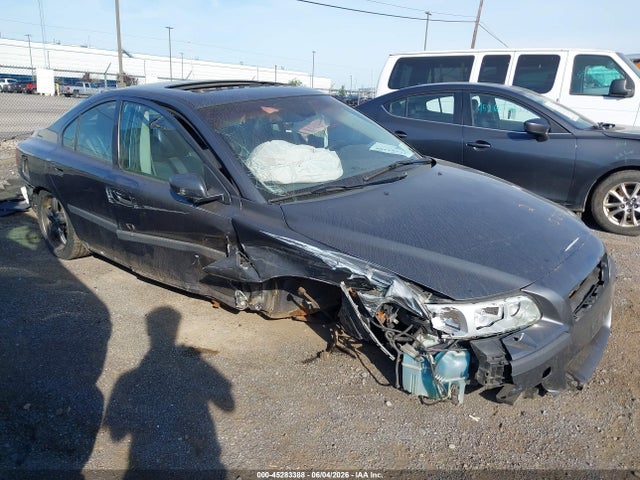 45283388 :رقم المزاد ، YV1RH52Y842418505 vin ، 2004 Volvo S60 R مزاد بيع