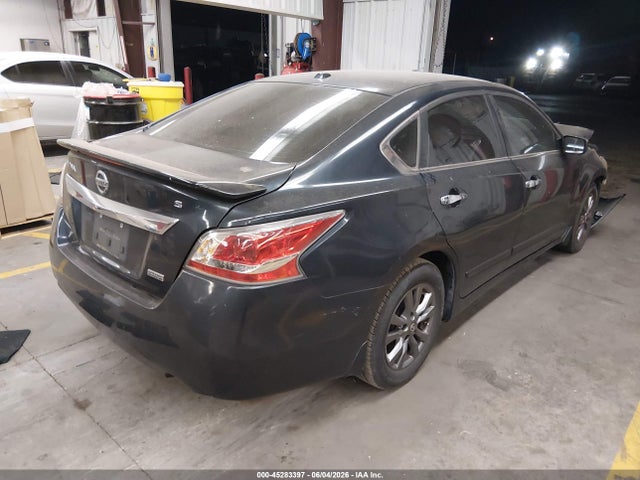 2015 Nissan Altima 2.5 S მანქანა იყიდება აუქციონზე, vin: 1N4AL3AP4FN896183, აუქციონის ნომერი: 45283397