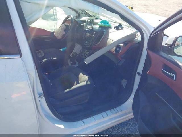 Chevrolet Sonic Lt Auto 2014 1G1JC6SG0E4105851 Image 5