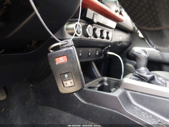 Toyota Tacoma 2017 5TFCZ5AN1HX075593 Image 11