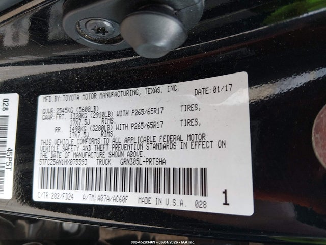 Toyota Tacoma 2017 5TFCZ5AN1HX075593 Image 9