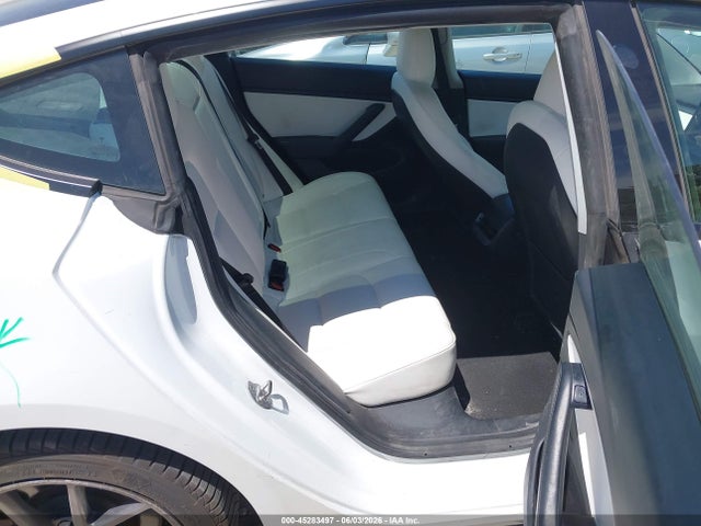 Tesla Model 3 Standard Range Plus Rear-wheel Drive 2021 5YJ3E1EA6MF921703 Image 8